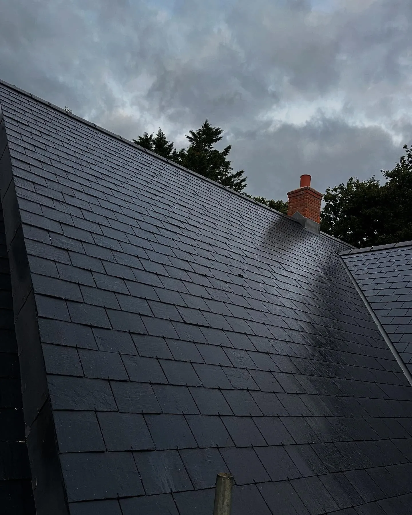 Completed re-roof with new slate and tile coverings by S&S Roofing, Hampshire (1)